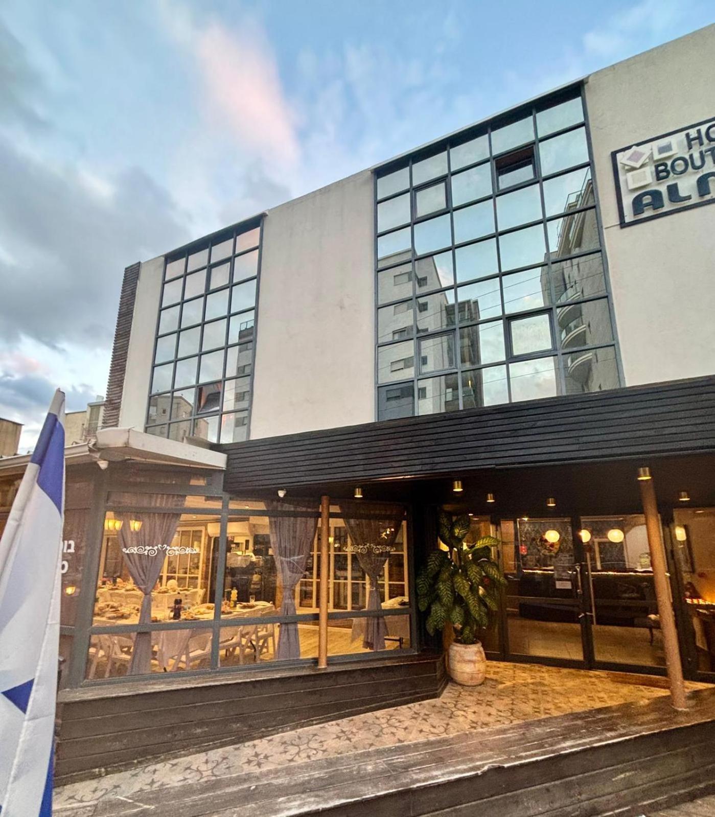 Hotel Alma - Near The Sea 内坦亚 外观 照片